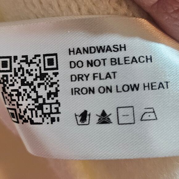 Cider Oversized Cream Bow Sweater Multicolored Applique Size M - Picture 6 of 8